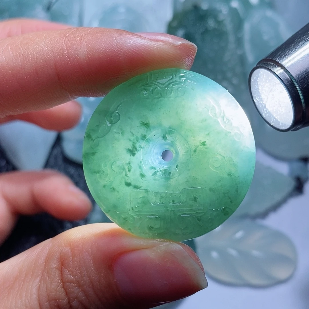 定制翡翠未镶嵌毛货付款后确认抛光