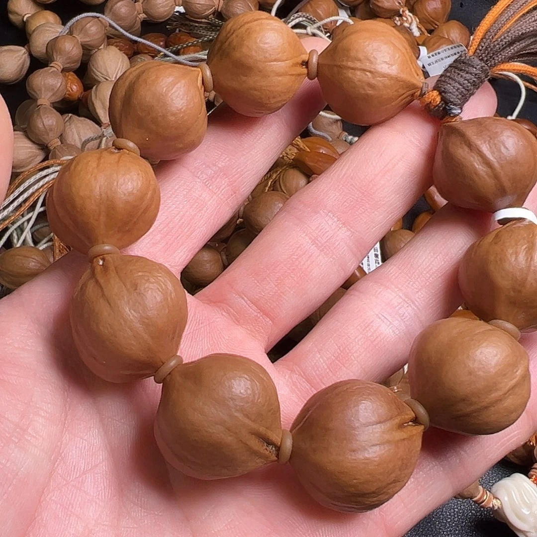 大叶紫檀（黑酸枝木类）