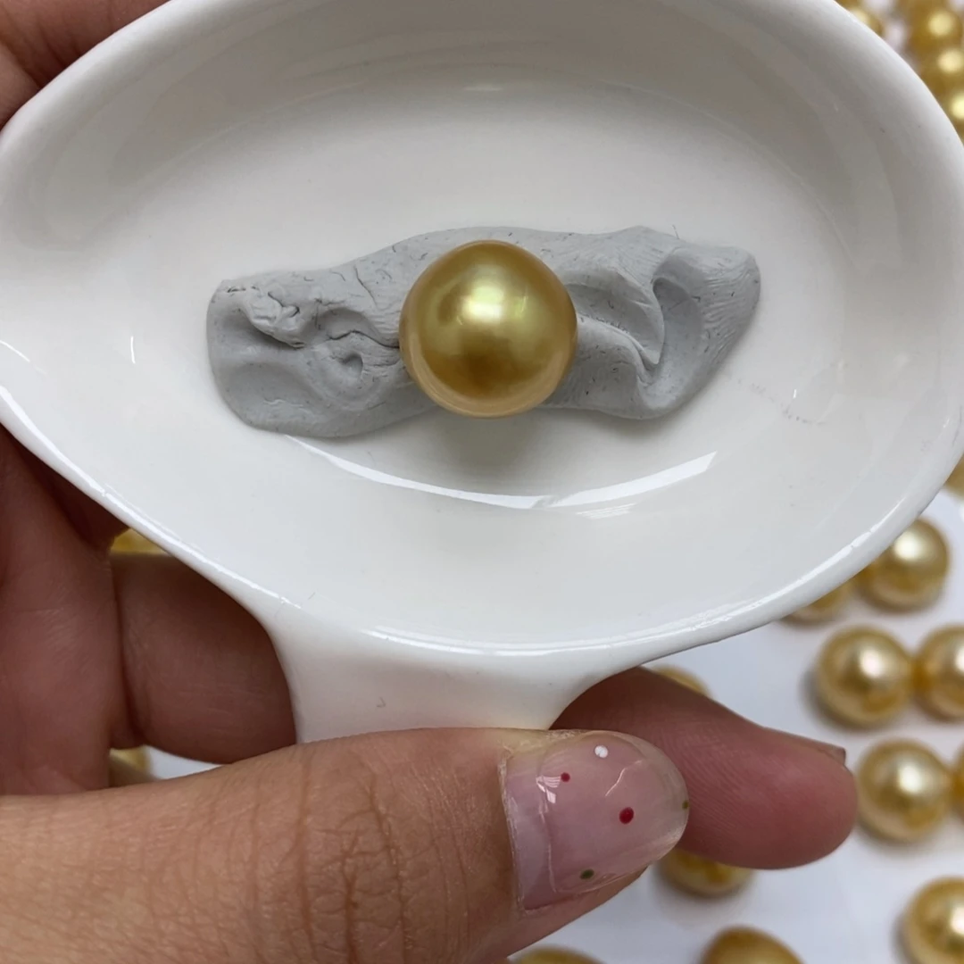 裸珠海水珍珠小*玥