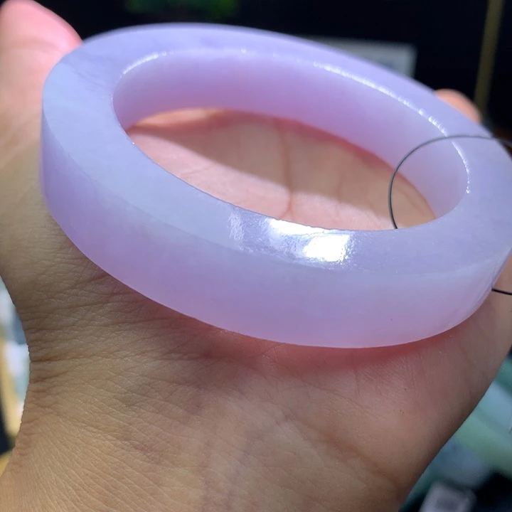 定制翡翠未镶嵌翡翠手镯