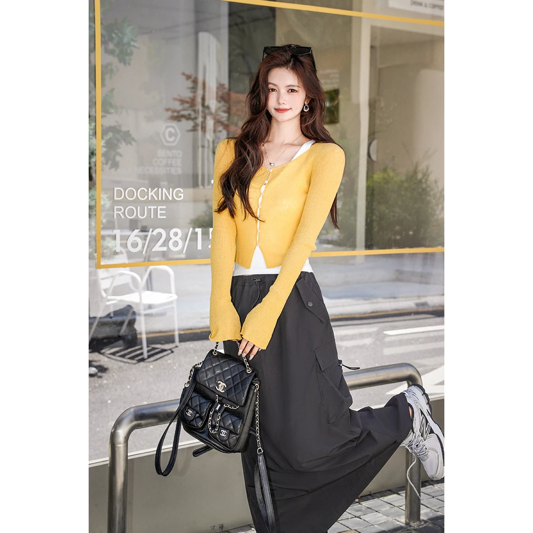 【年中大促】纯色喇叭袖修身短开衫叠穿上衣女