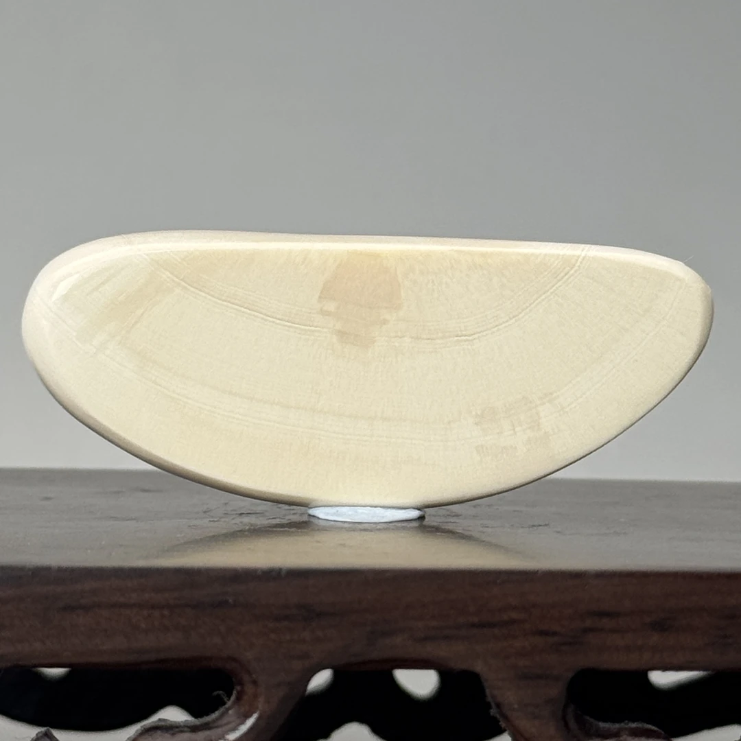 DEZHI/德志57*22*11mm12g有裂无事牌吊坠猛犸牙/默认打孔绑绳C816