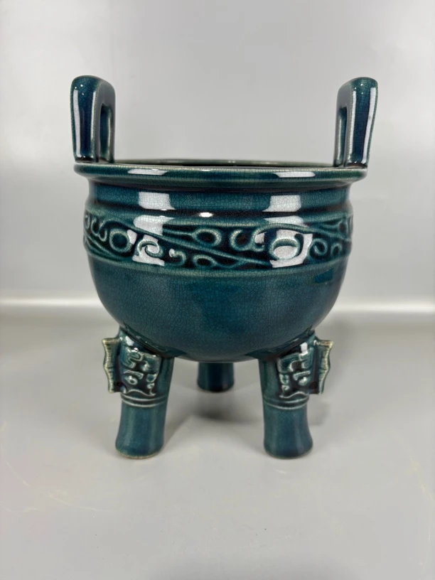 手工制作陶瓷摆件