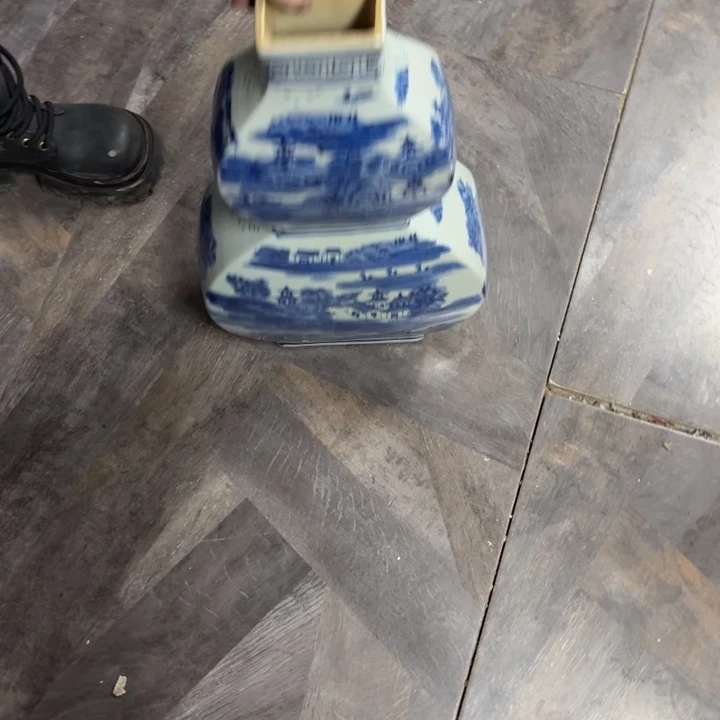 瓷片吉***业拾六家的瓷器瓷器