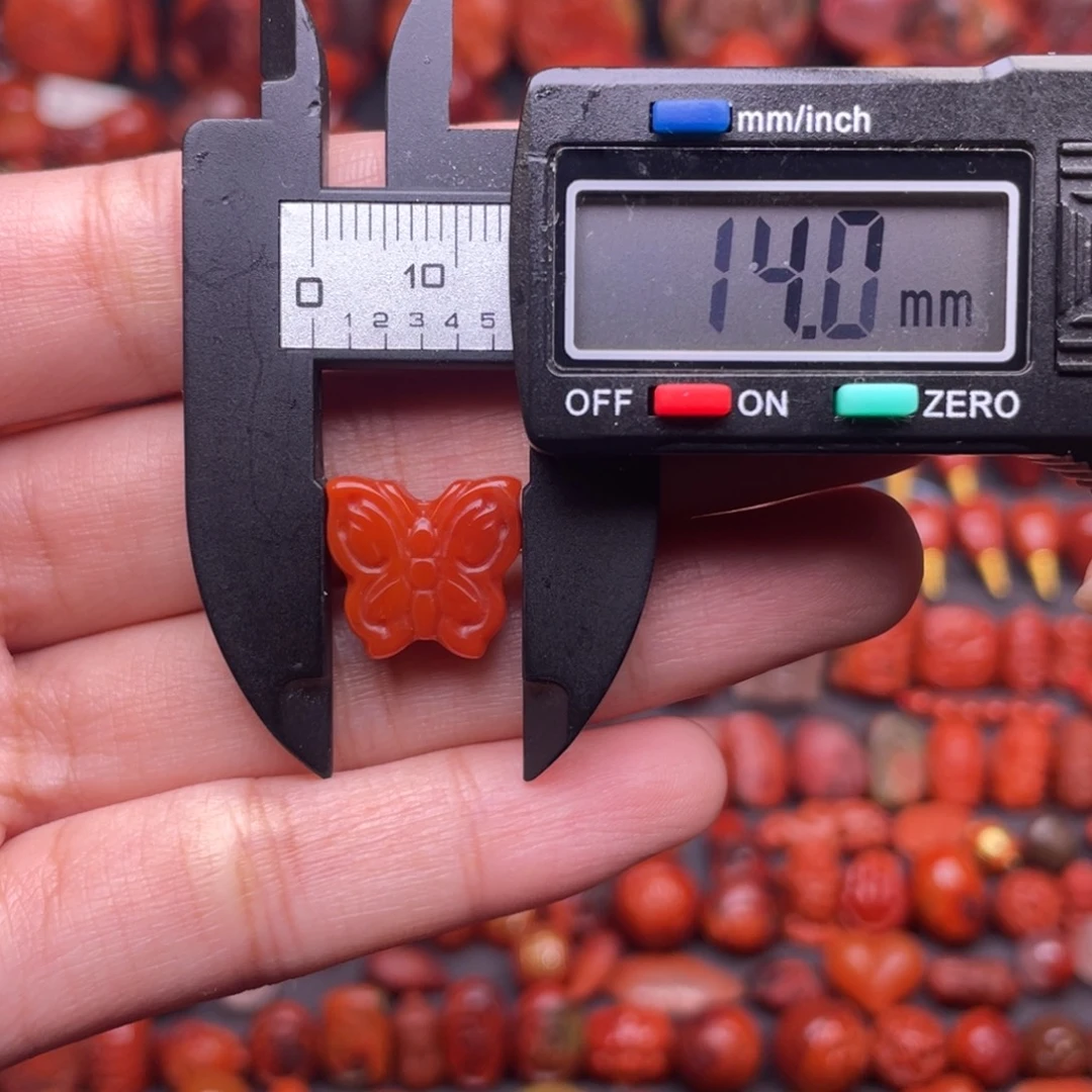 南红玛瑙未镶嵌配饰蝴蝶款