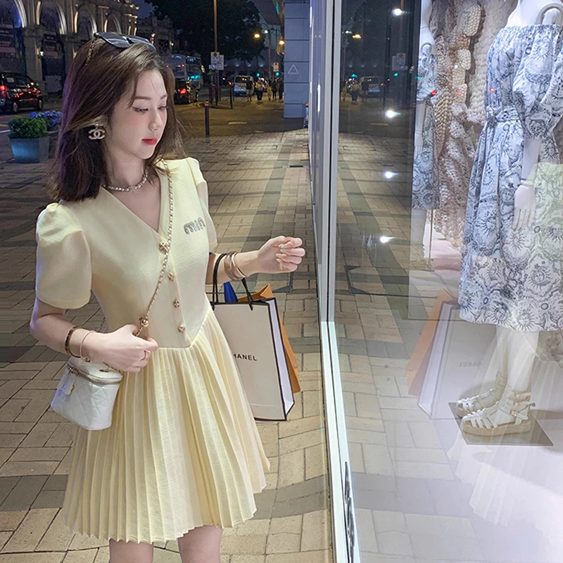 约会轻奢高级感小香风连衣裙女2025夏季新款拼接百褶小个子裙子