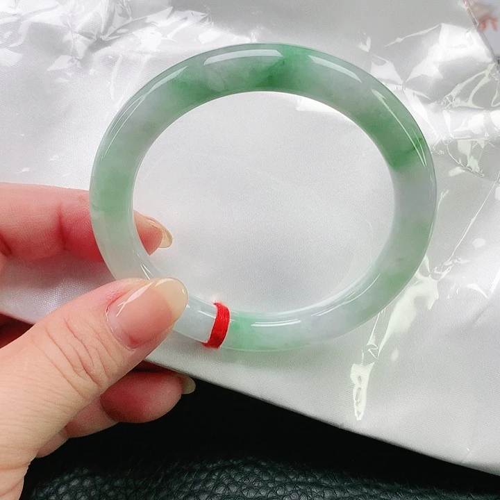 翡翠手镯未镶嵌翡翠026