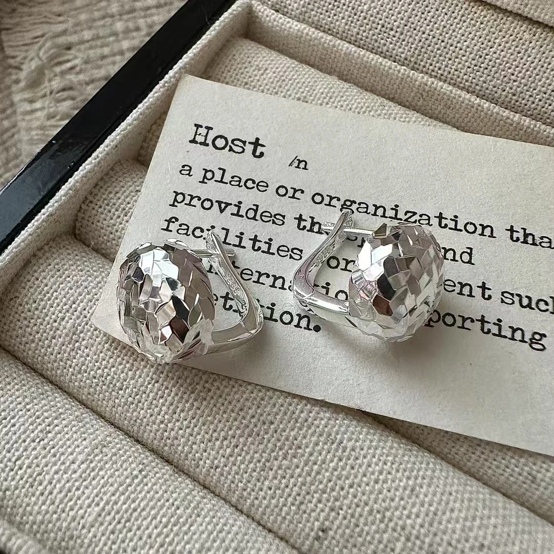 925银耳饰 日韩时尚百搭轻奢爆闪小银球银耳饰