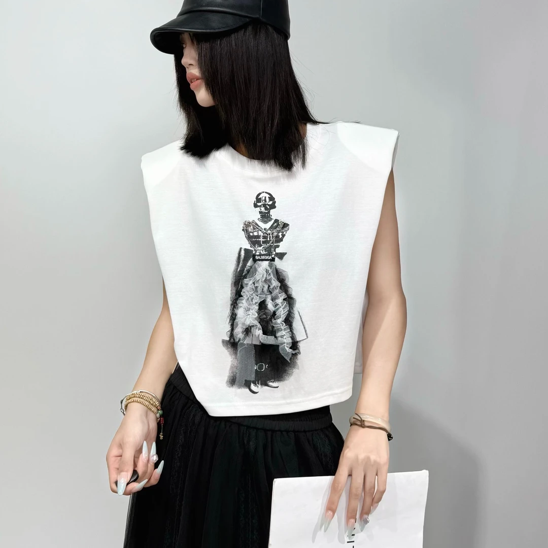 85022#T恤女2025夏季新款设计感图案印花打底短款圆领无袖上衣