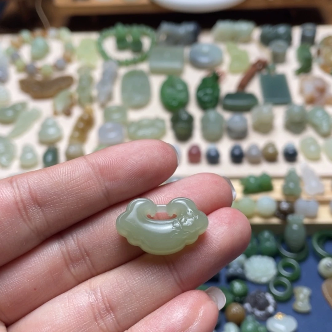 和田玉足银镶嵌吊坠(不含链)