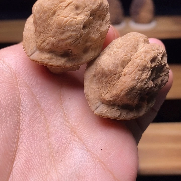 吊坠文玩核桃领头羊37