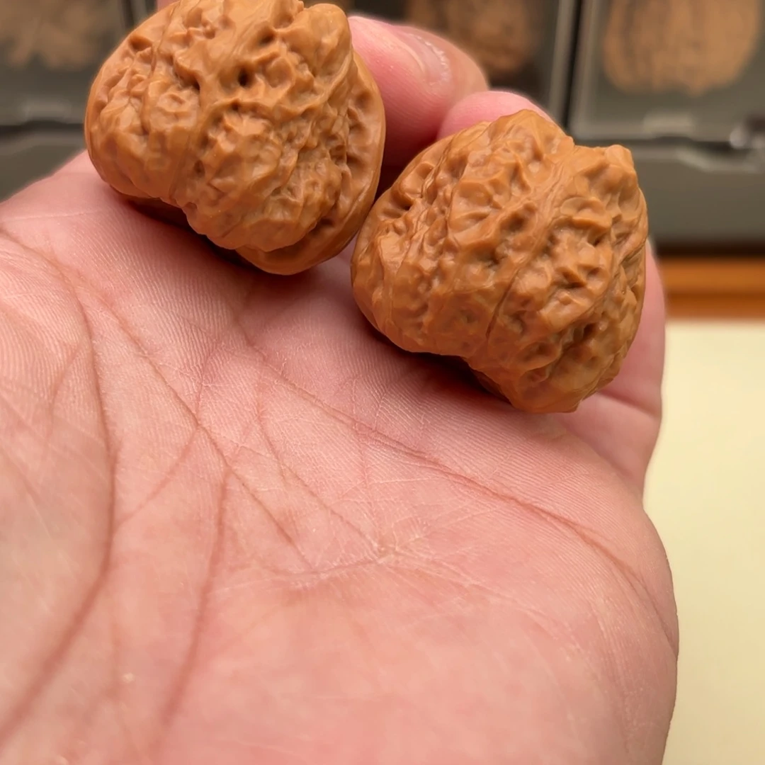 文玩核桃把件蛤蟆头