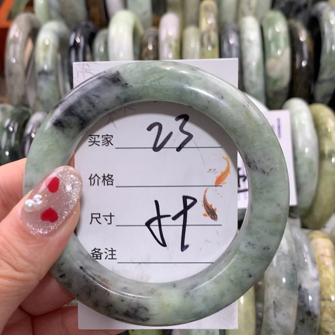 【闪购商品】未镶嵌蛇纹石玉手镯