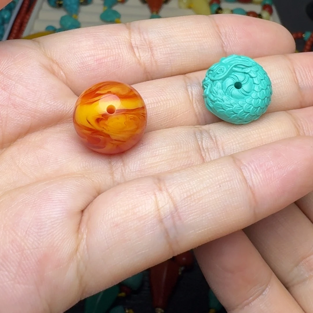 非金属卡16血腊一个，龙扣卡16一个