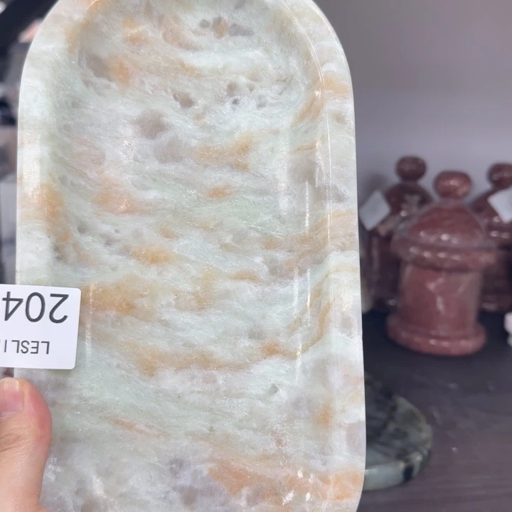 L。  2040。    不退换。