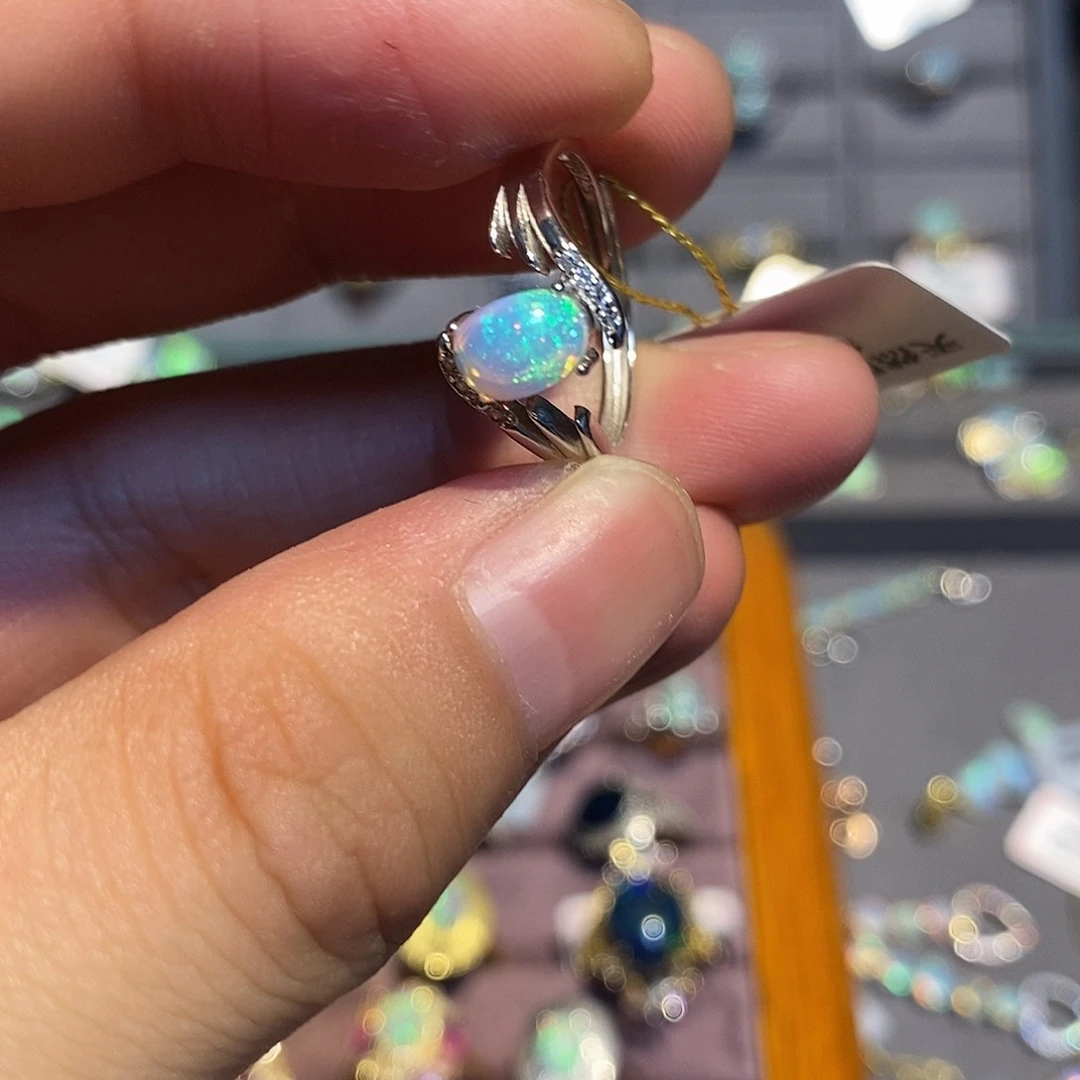 欧泊欧泊戒指银S925镶嵌