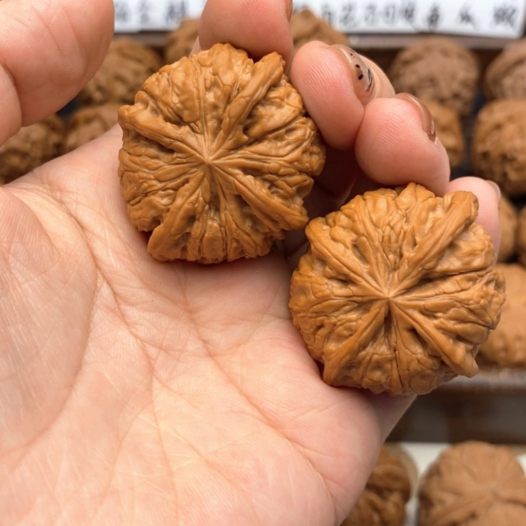 踩***脸把件文玩核桃58号雨花石正四