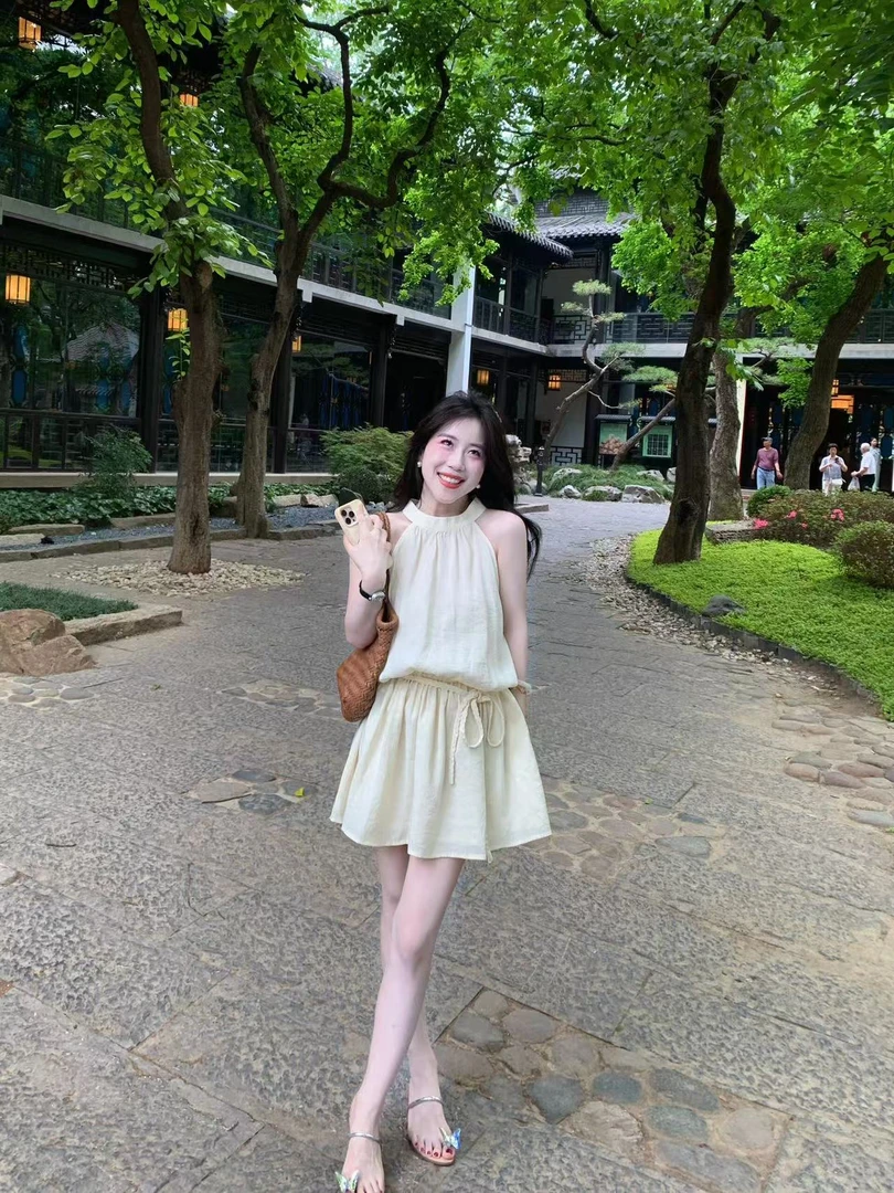 2025夏季新款小个子高腰显瘦韩系百搭温柔风无袖上衣半裙套装