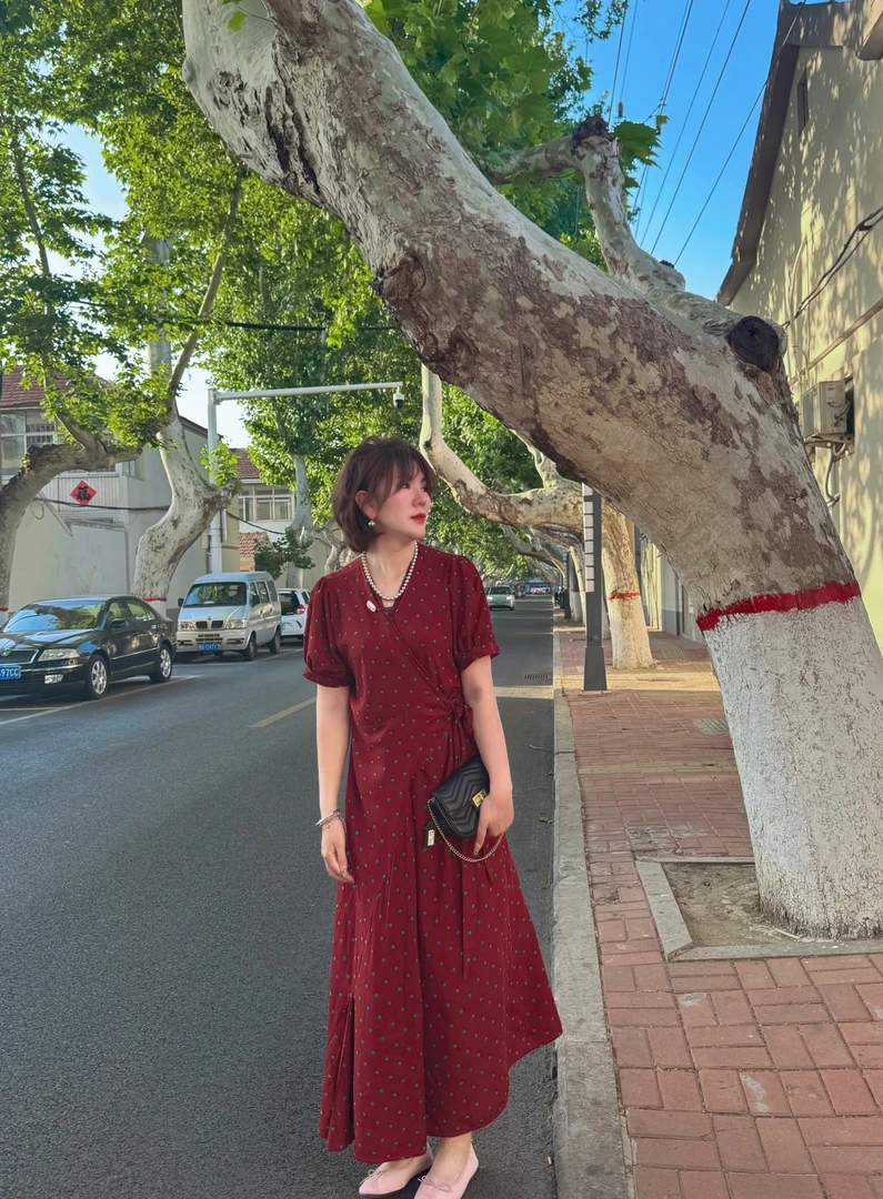 무지징-「秘密花园」百搭设计感满满的一条绵绸连衣裙