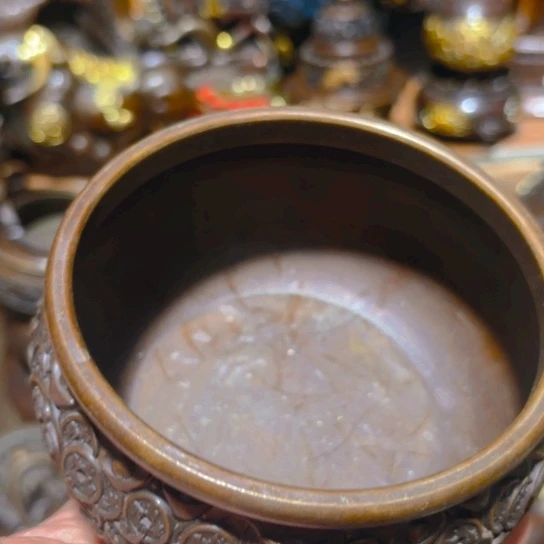 铜的。全清了一件不留