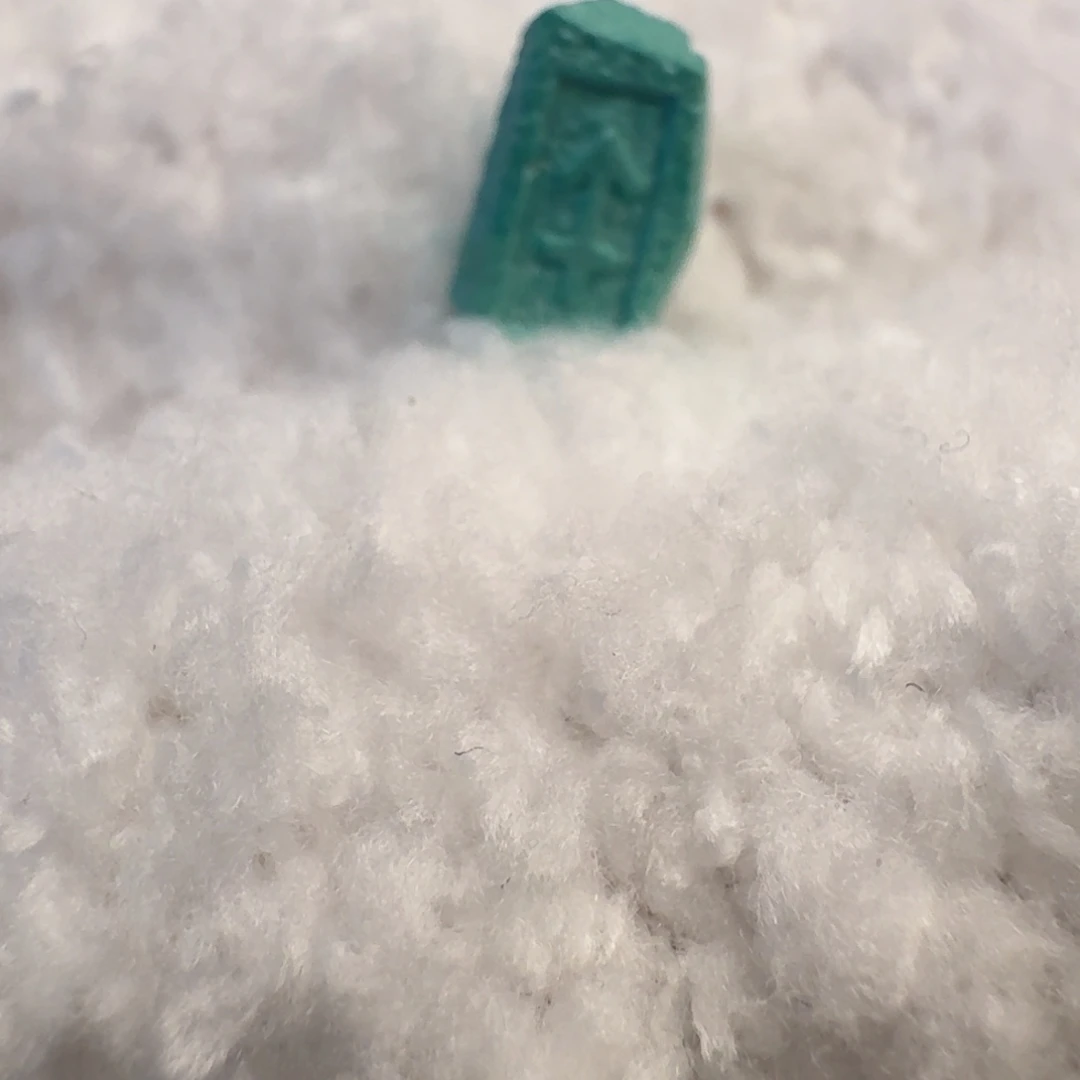 绿松石未镶嵌珠宝奇石0.6g