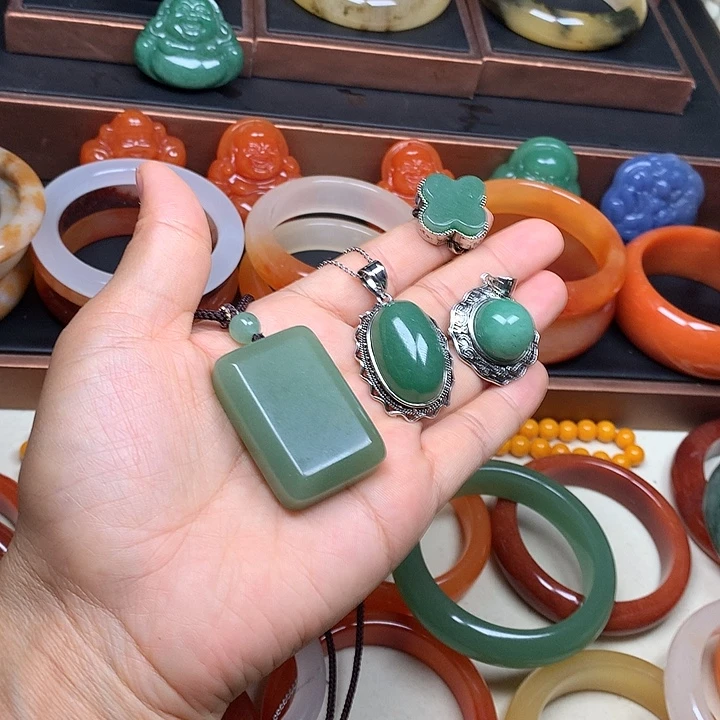 石英质玉未镶嵌手链