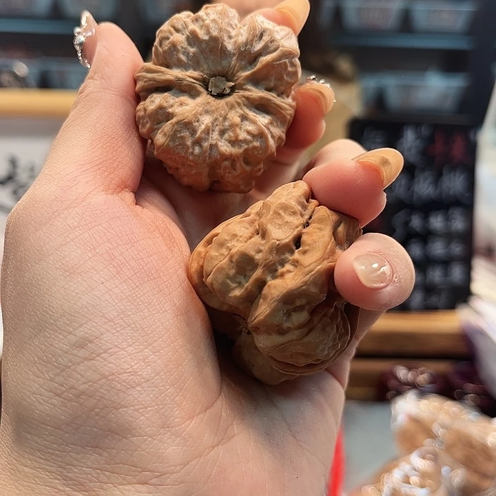 文玩核桃吊坠大蛙