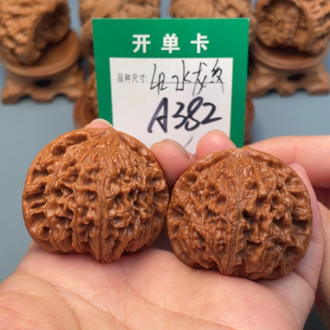 吊坠桃核文玩核桃