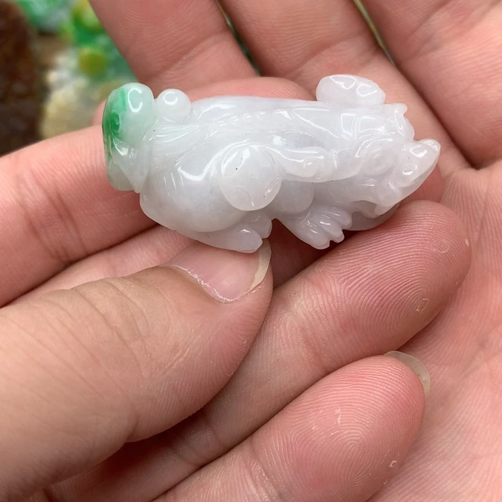 定制翡翠未镶嵌翡翠