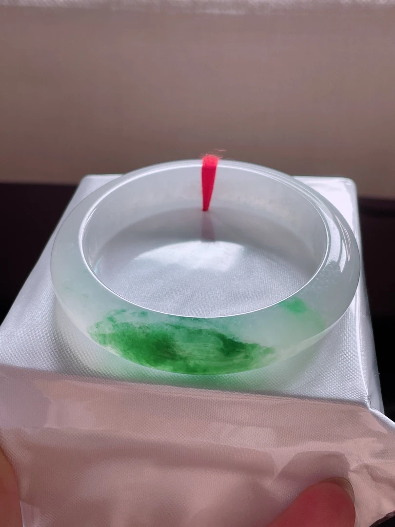正品天然缅甸翡翠Ａ货 冰种飘花52圈正圈手镯 高贵气质时尚
