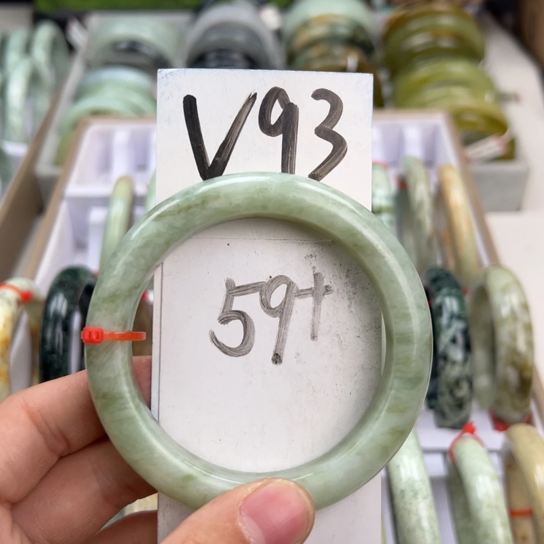 岫玉手镯未镶嵌天然岫玉