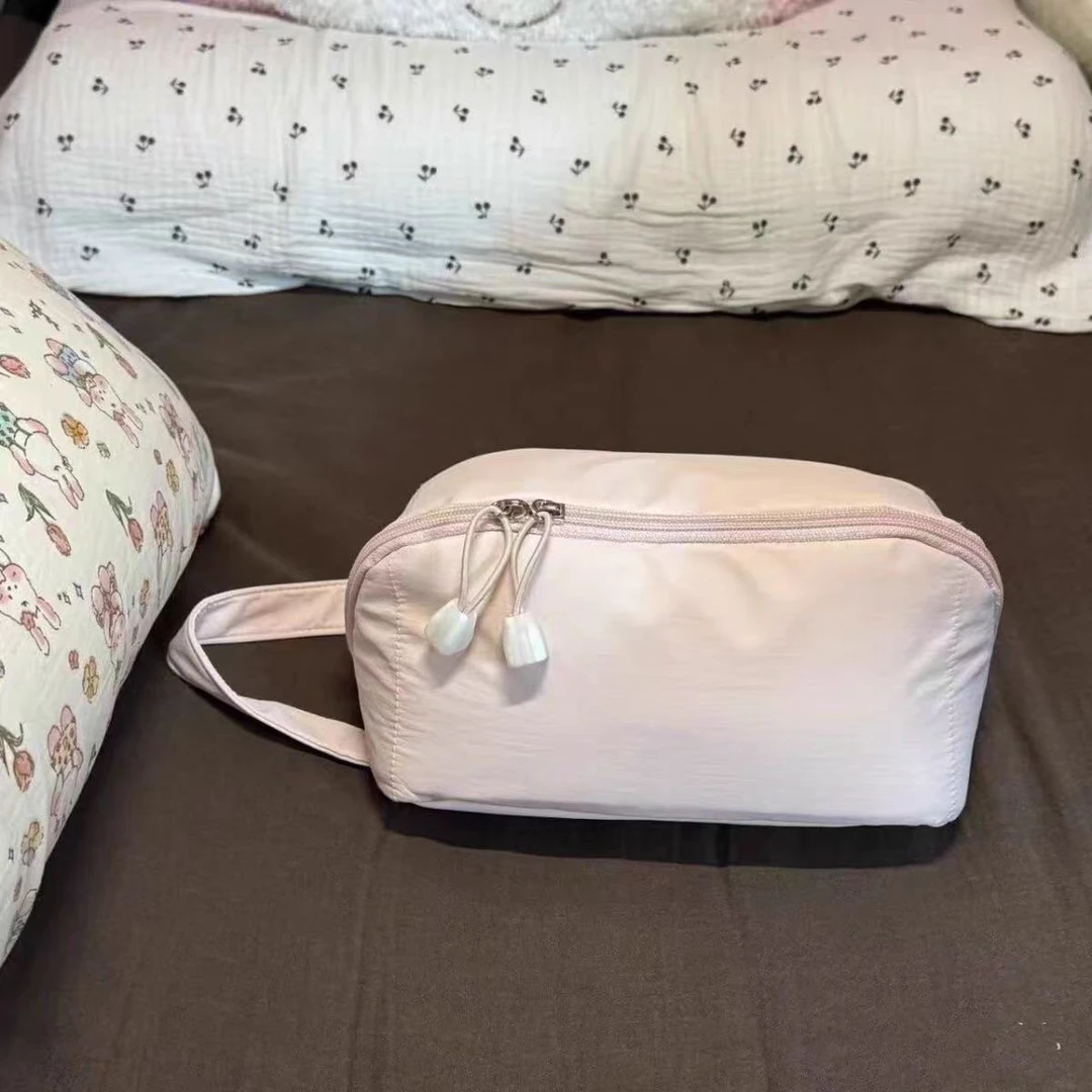 莉莉安纯色大开口手提化妆包新款高颜值便携旅行洗漱包高级化妆包