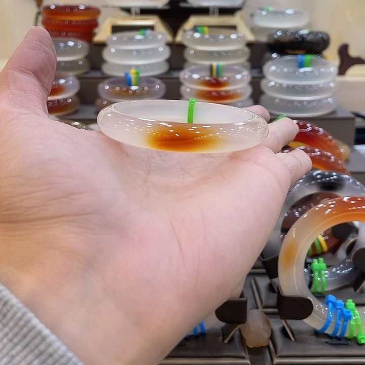 玛瑙/玉髓未镶嵌手镯29