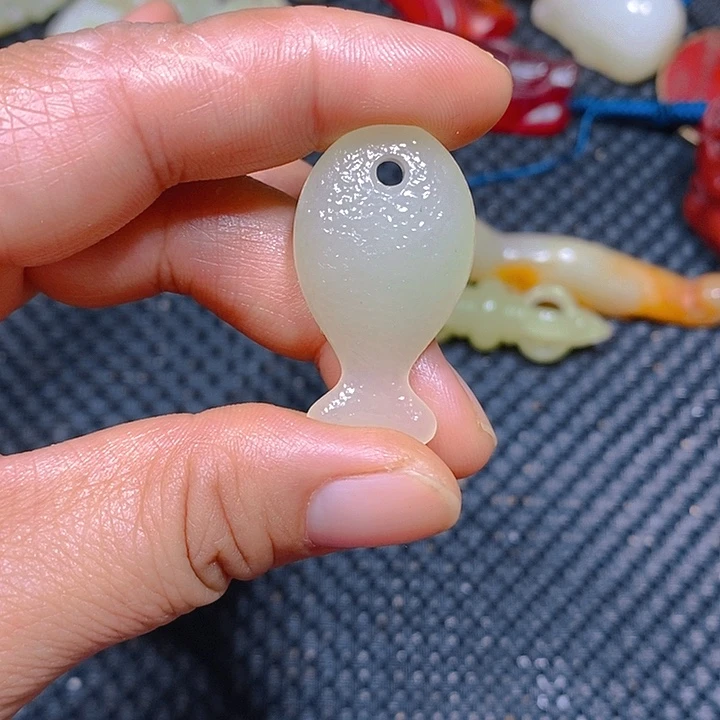 未镶嵌手链和田玉（糖玉）