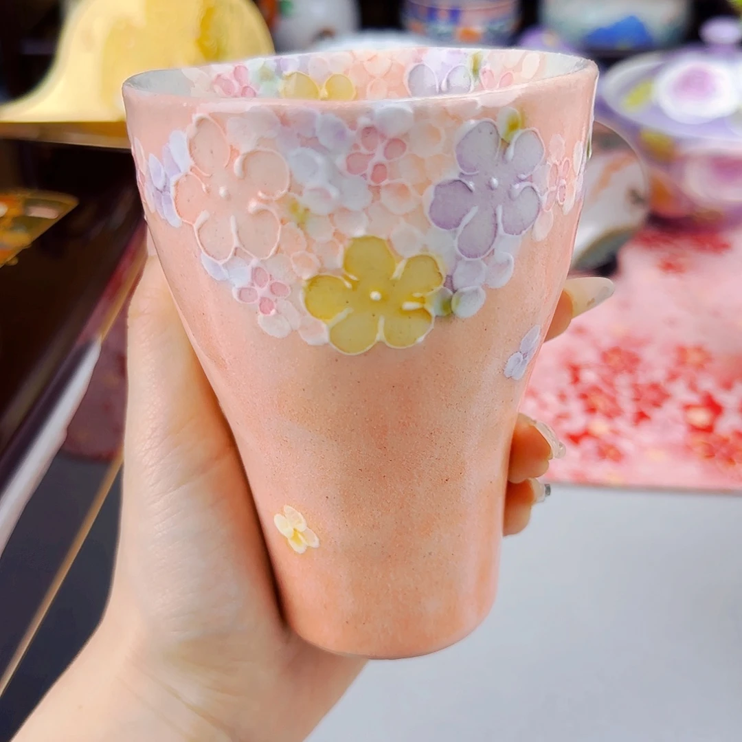 他家茶具瓷器真美！
