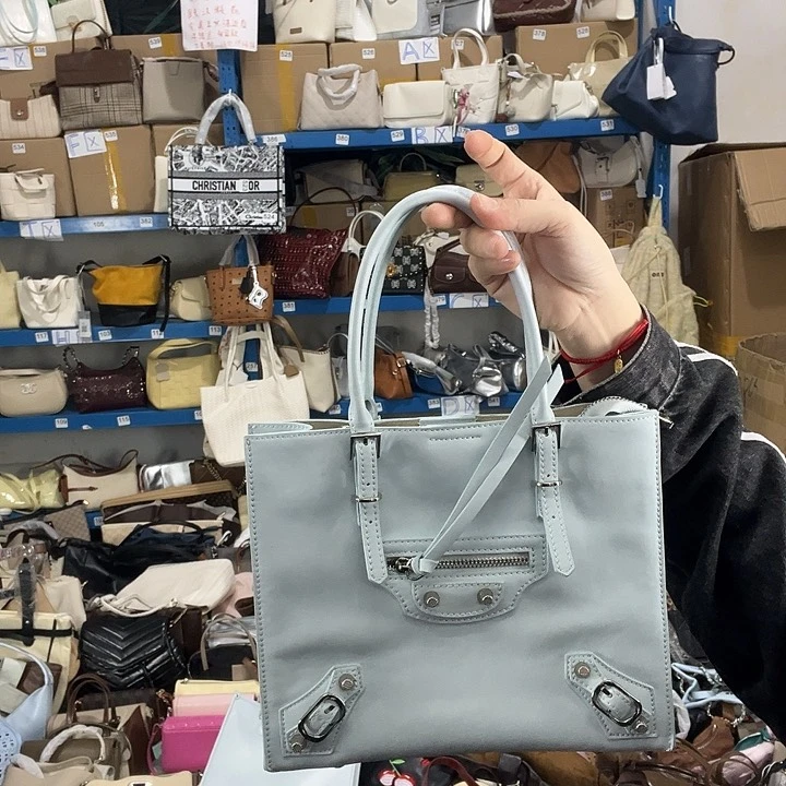 水牛皮（革）377健健康康平平安安