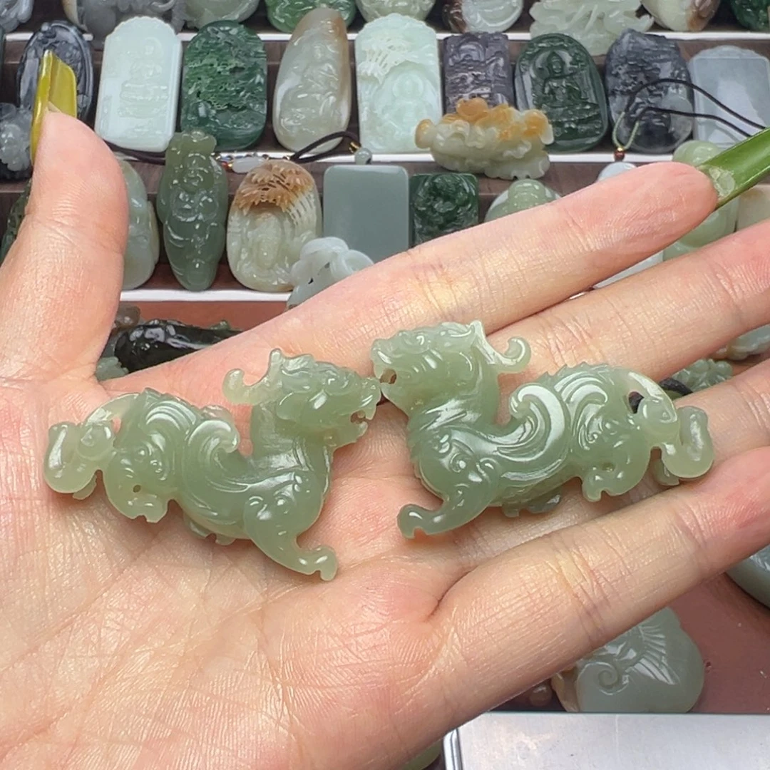 和田玉未镶嵌颈饰