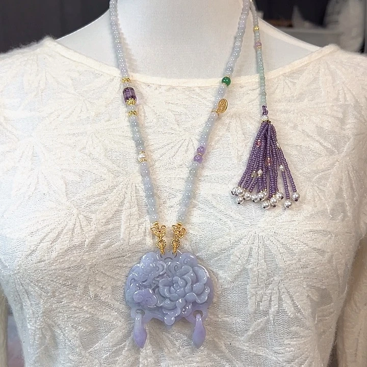 翡翠颈饰未镶嵌吊坠