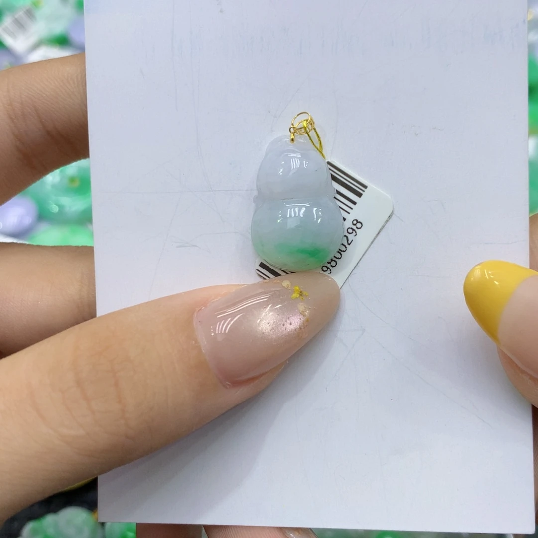 颈饰18K金镶嵌翡翠翡翠