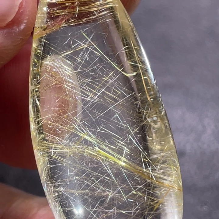 锁***锁发晶颈饰未镶嵌钛