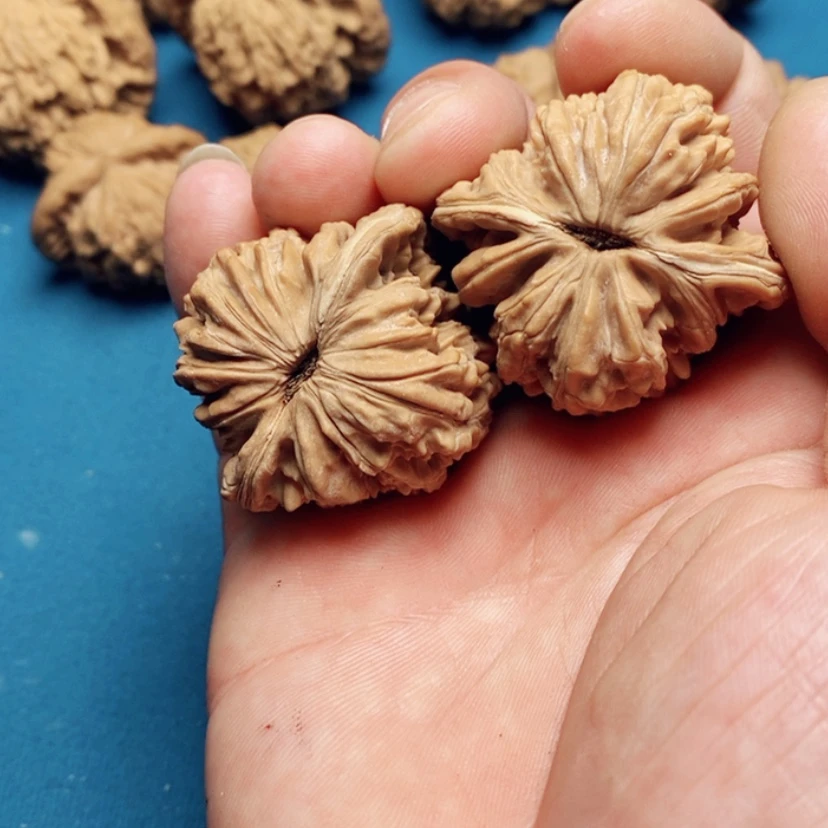 【闪购商品】文玩核桃吊坠凯*24:24:24