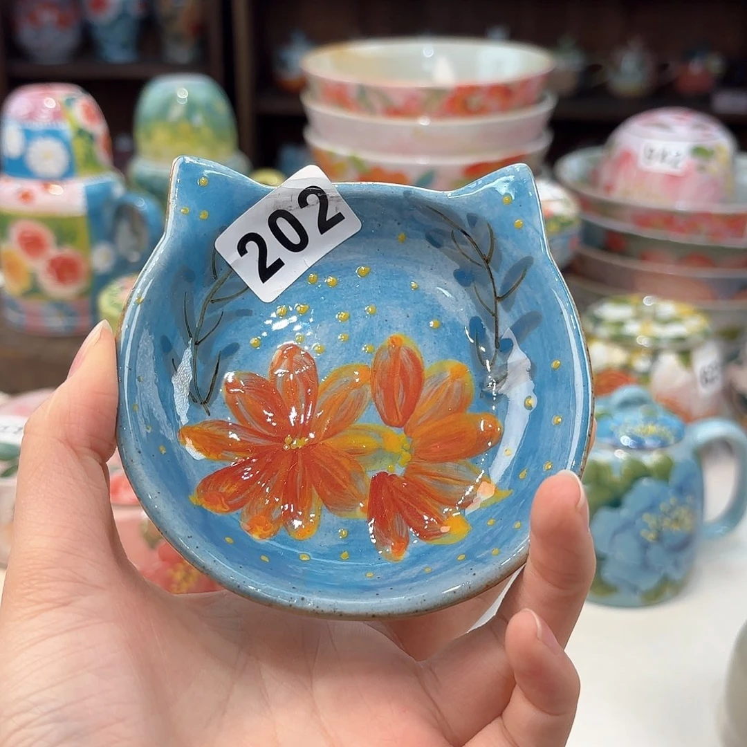 瓷片兔兔好可爱呀