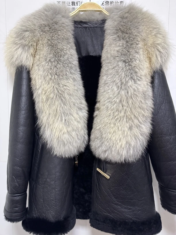 小芳衣饰大领外套1980