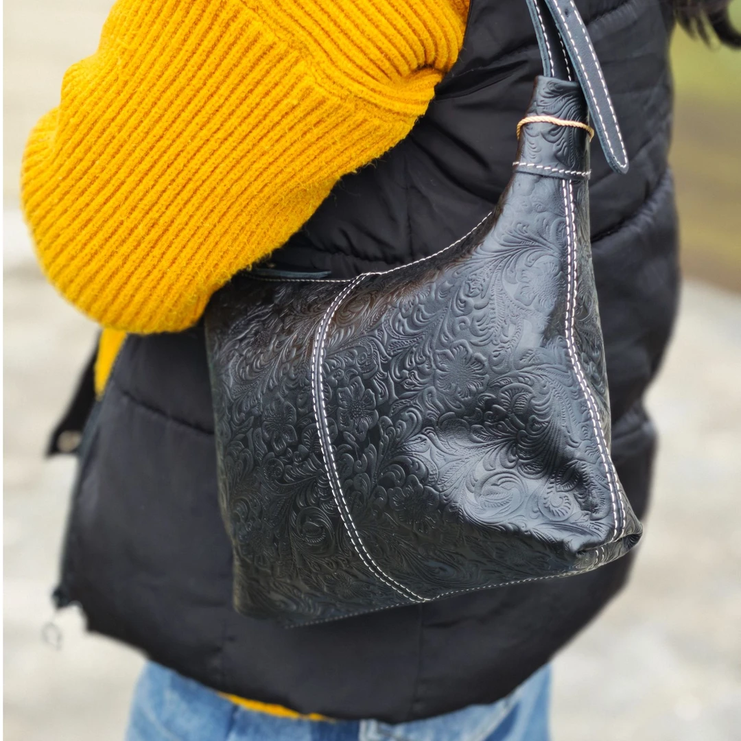 海哥复古头层牛皮女包单肩斜挎包时尚休闲百搭女士黑色真皮经典