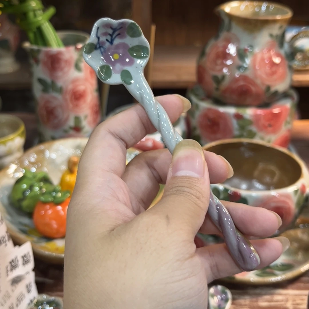 壶红红火火恍恍惚惚哈哈哈哈笑疯了