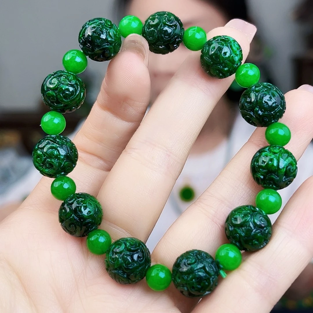 翡翠未镶嵌颈饰手链