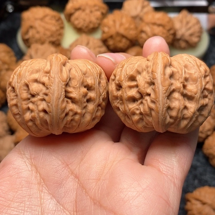 文玩核桃把件十*哥精品大元宝41