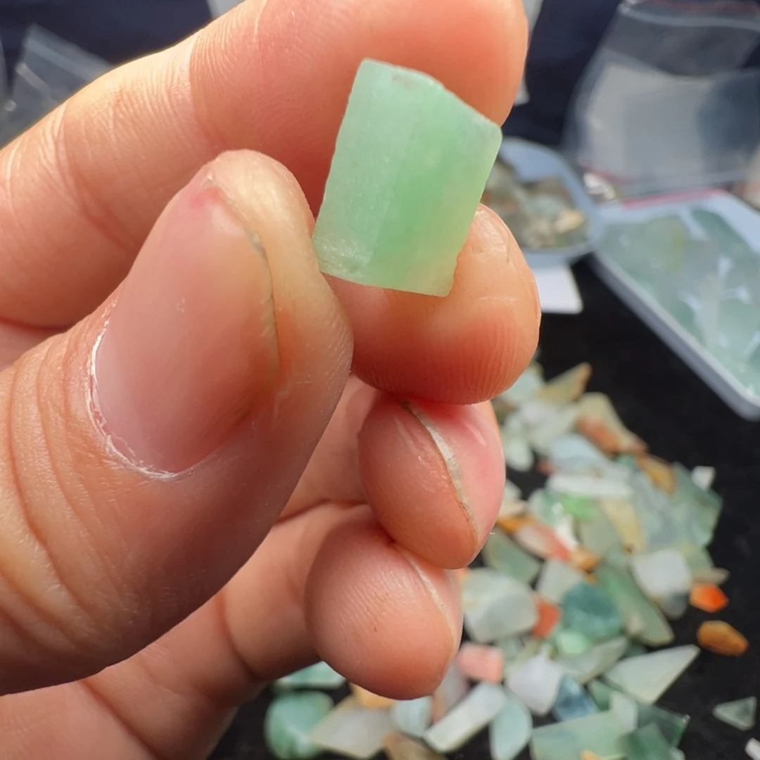 翡翠裸石缅甸翡翠A货