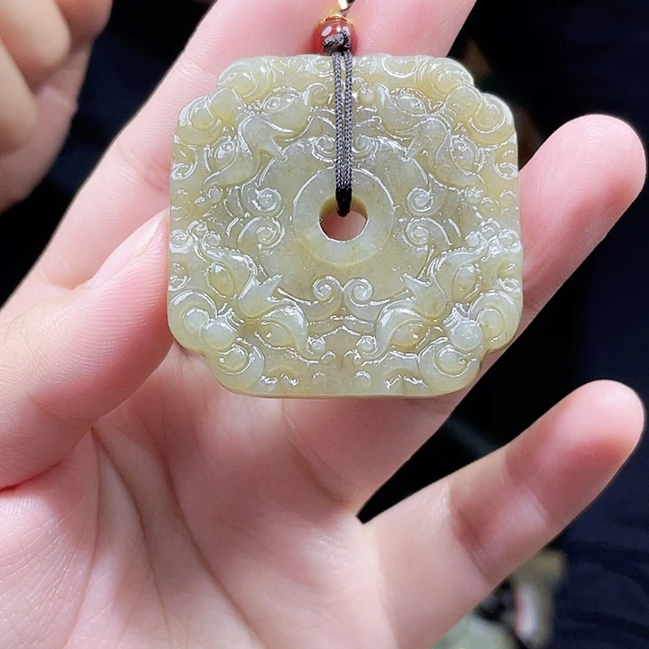 和田玉未镶嵌颈饰多样性发货发一件