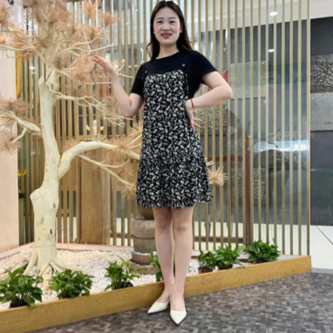 2025新款吊带碎花中长款修身显瘦连衣裙